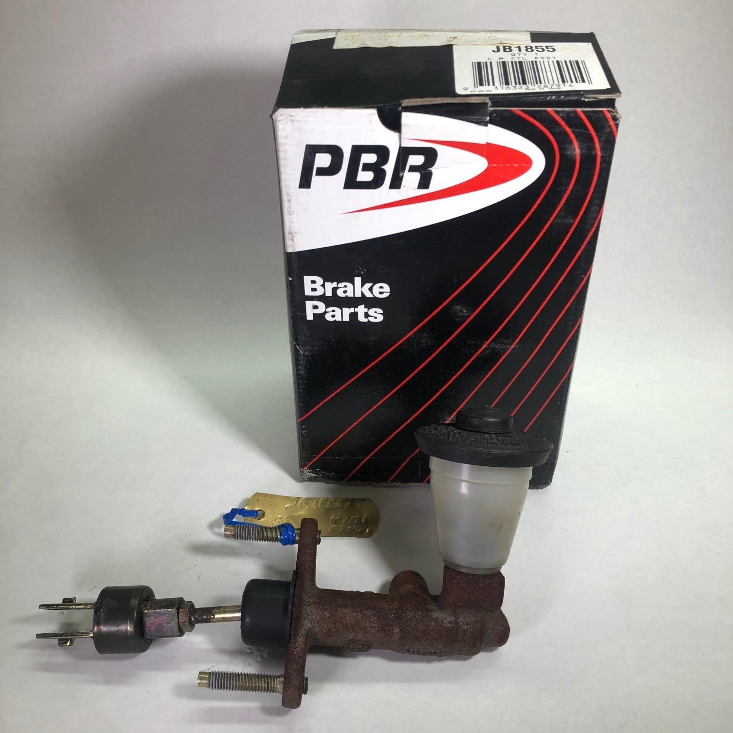 Clutch Master Cylinder FOR Toyota Corolla AE95 EE90 EE96 EE97 EE98 87