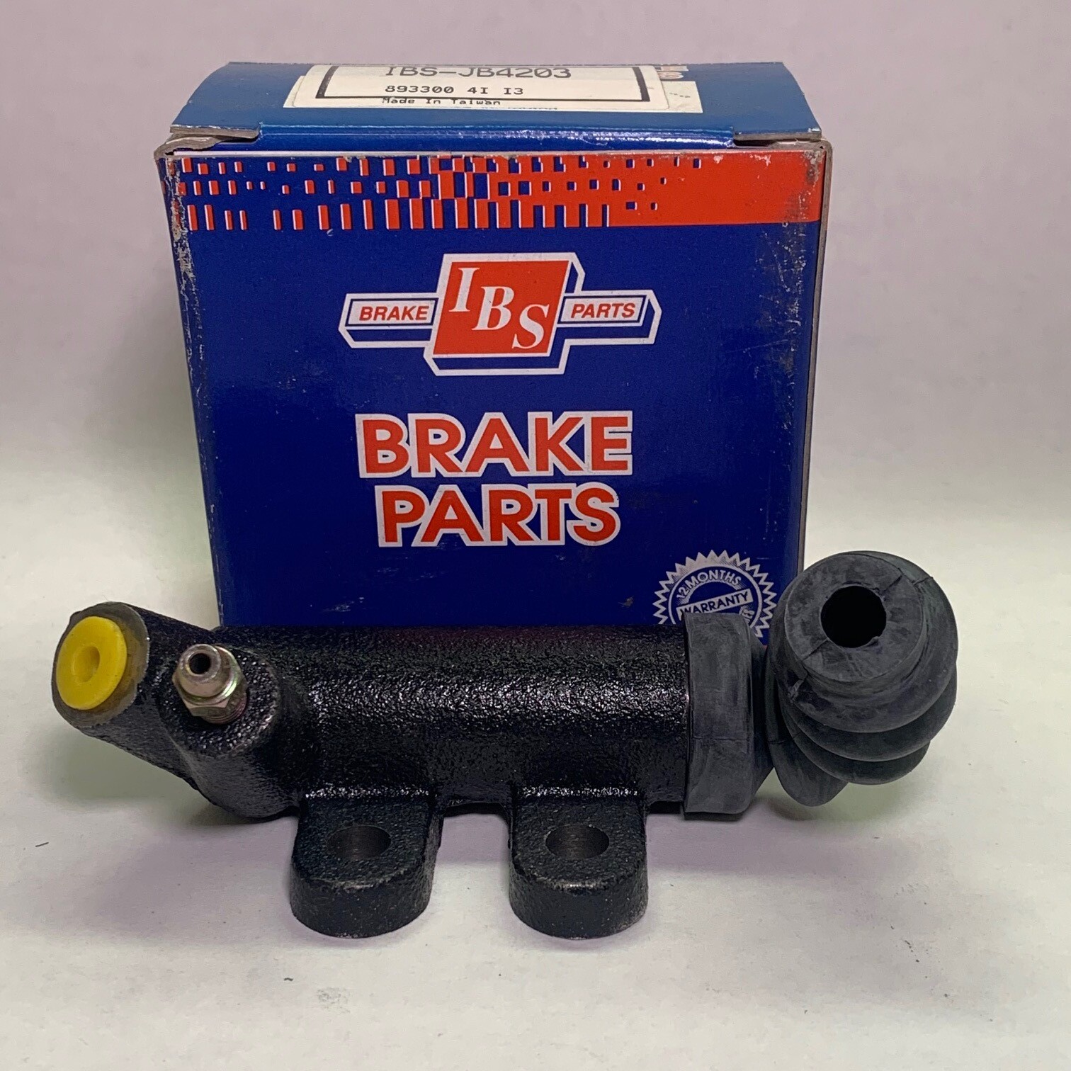 Clutch Slave Cylinder FOR Ford Courier PD PG Mazda B2500 B2600 UN 8904