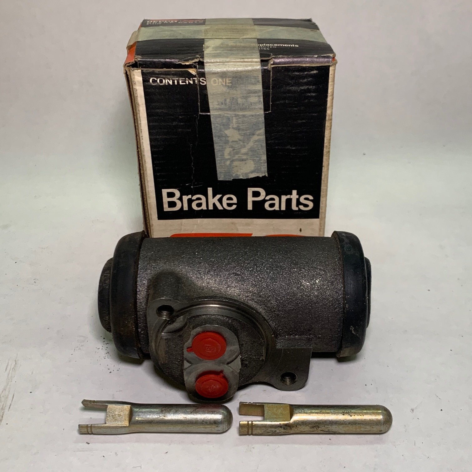 International 1610A 1710A 1810A ACCOT 1810A Rear Wheel Cylinder P6029 PBR
