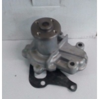 Water Pump FOR Daihatsu Charade G10 G11 CB 993cc 1980-1983 GMB 