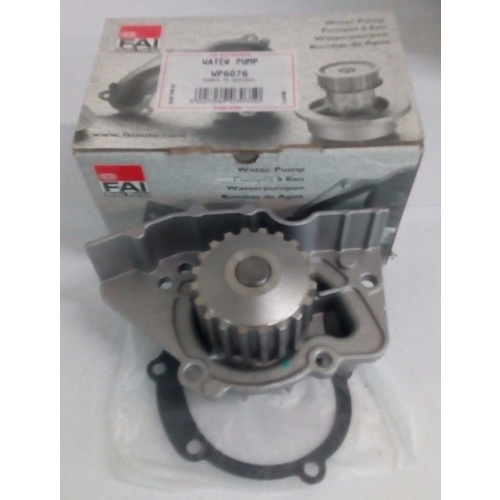 Water Pump FOR Citroen Xantia Xsara Peugeot 306 406 XU10J XU10J4 FAI